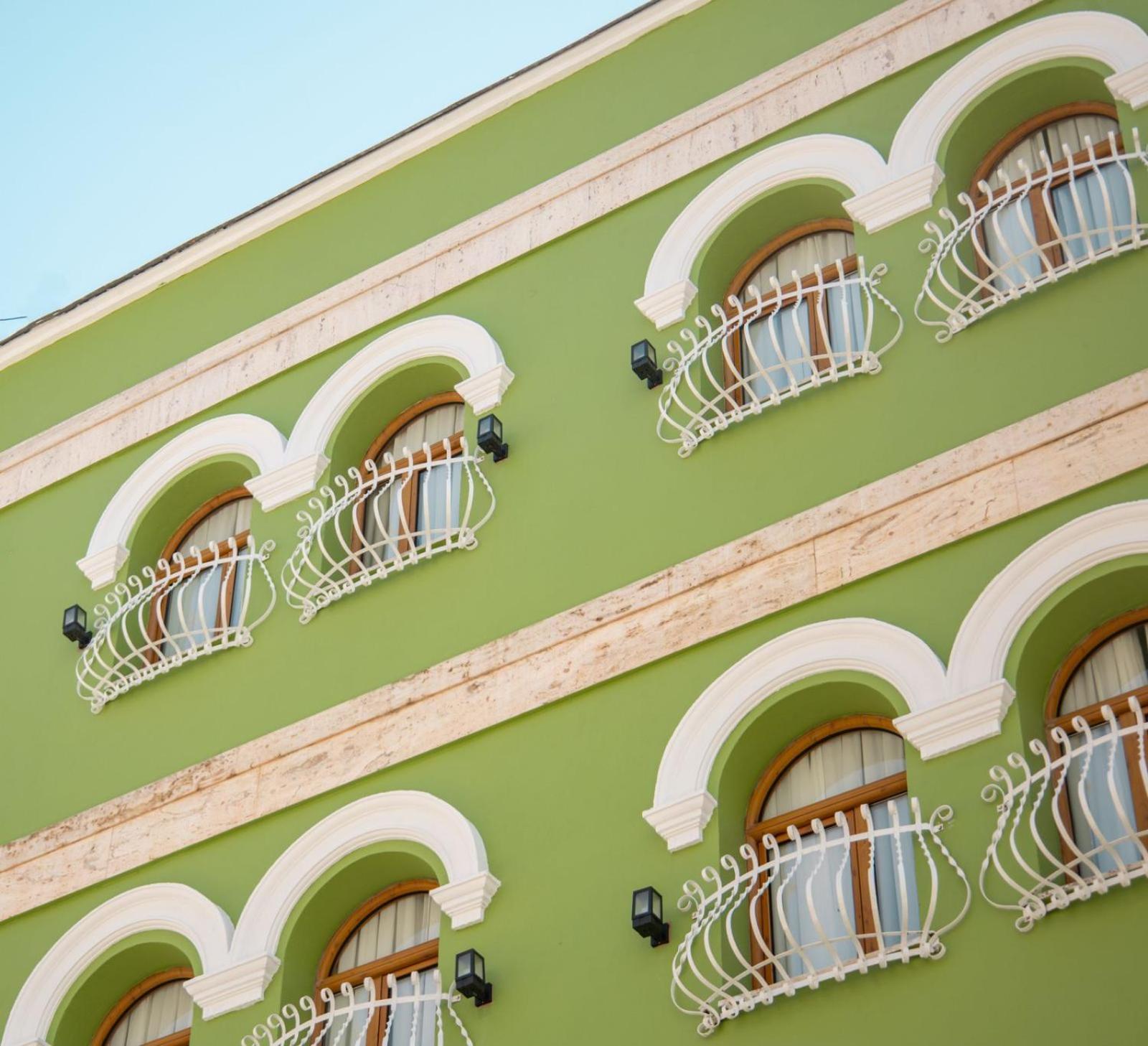 Riviera Hotel-City Center Vlorë 外观 照片