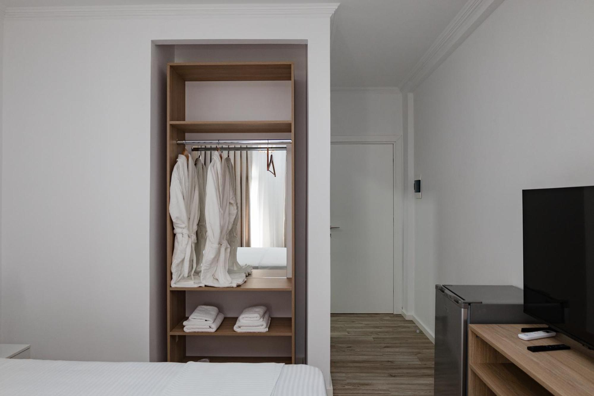 Riviera Hotel-City Center Vlorë 外观 照片